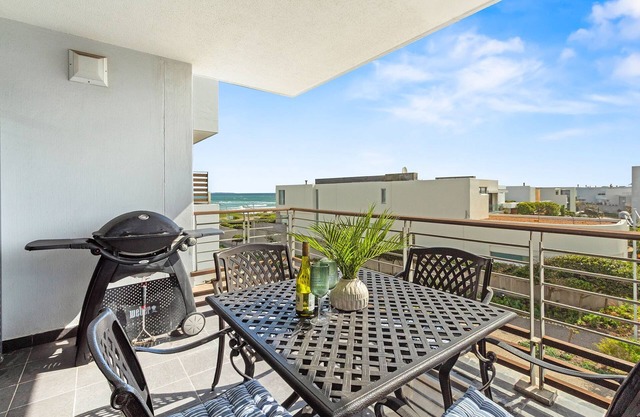 Eden on The Bay 170 - Two Bedroom Apartment, Sleeps 4