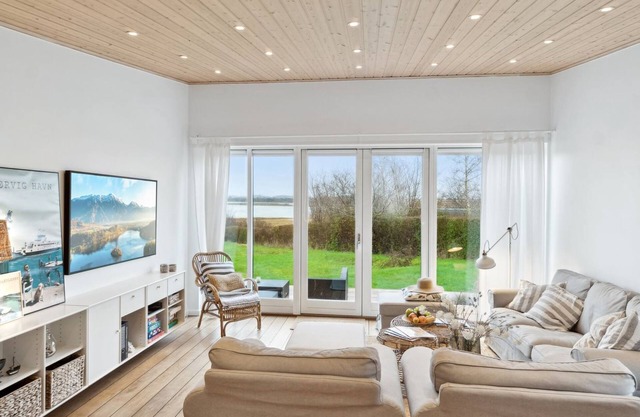 "Eero" - 175m to the fjord by Interhome