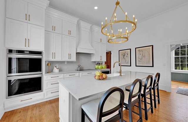 Eighty Oaks 3 king bedrooms with private baths in Jacksonville, AL