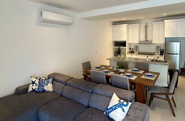 El Amanecer House. Ideal for Families Modern house near the beach (3 min.)
