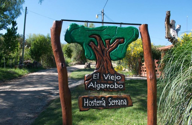 El Viejo Algarrobo - Hosteria Serrana
