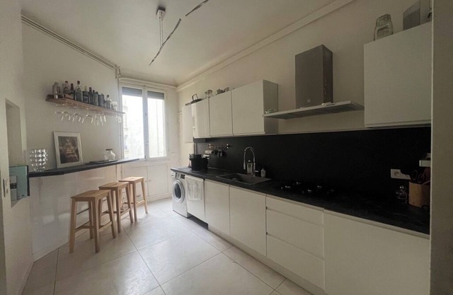 Elegant 150m2 Haussmann apartment in Paris Pasteur