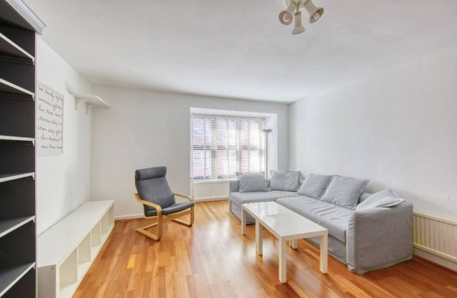 Elegant 1BR Flat in Westminster Near Victoria Tube