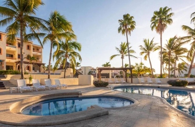 Elegant 1BR Suite in Park Royal Los Cabos