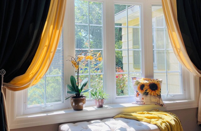 Elegant 3BR/2BA House in the Heart of Princeton + Free Parking