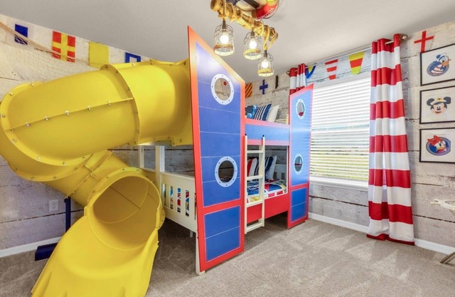 Elegant 8BR Villa Private Pool Near Disney