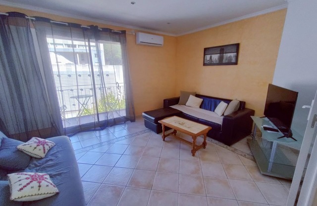 Elegant apartment - Close to the beach