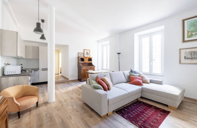 Elegant apartment near the Colosseum and Circus Maximus