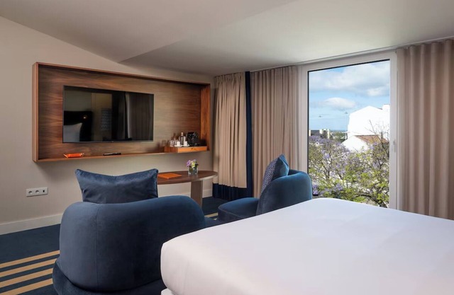 Elegant Lisbon Stay with Indoor & Outdoor Pools | Pet-Friendly with Free Parking