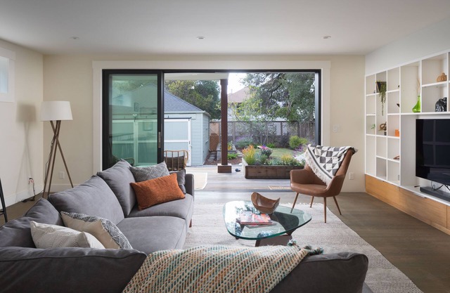 Elegant & Luxe 5BR Escape w/Tiki Barn - Close to SF & Minutes to Piedmont/Grand