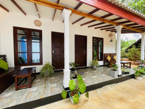 Elegant Nature Lodge