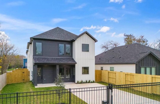 Elegant Plush Properties