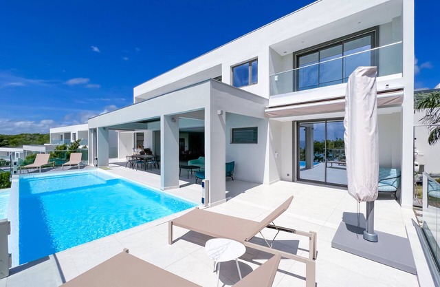 Elegant Villa with Pool Steps from the Beach