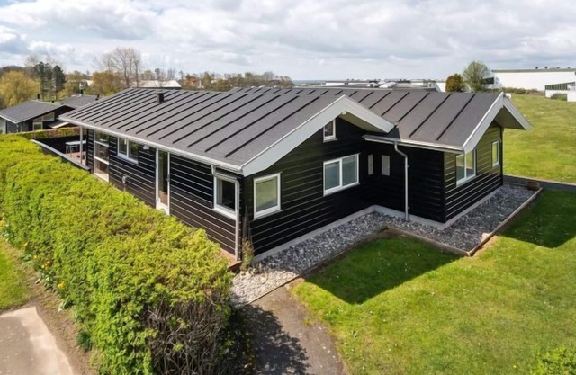 "Elene" - 350m from the sea by Interhome