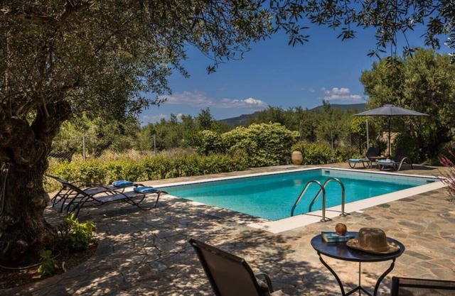 Eleonas Houses - Kardamili's Bianca Poolside Gem