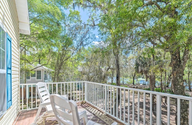 Elevated Home w/ Fire Pit + Dock on Suwannee River