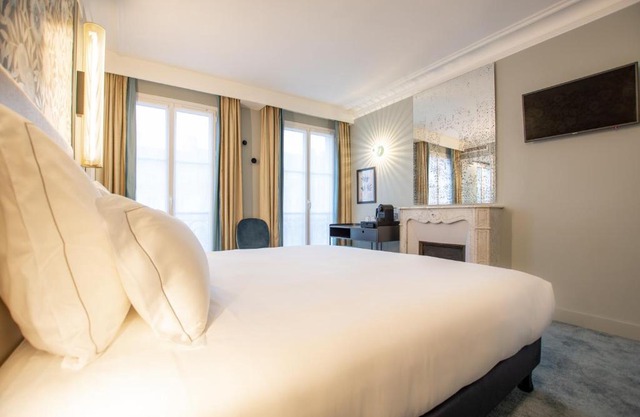 ELSA, Hôtel Paris