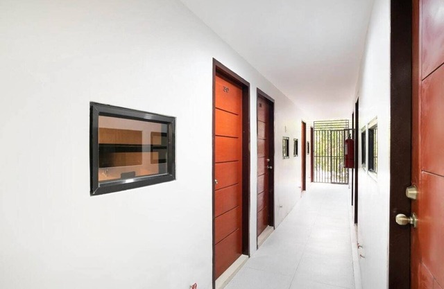 Elti Dormitel By Bluebookers