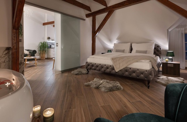 Ema Destinnova (Two Bedroom Family Apartment with Jacuzzi)