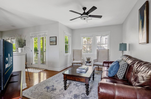 Emerald House | Perfect Location