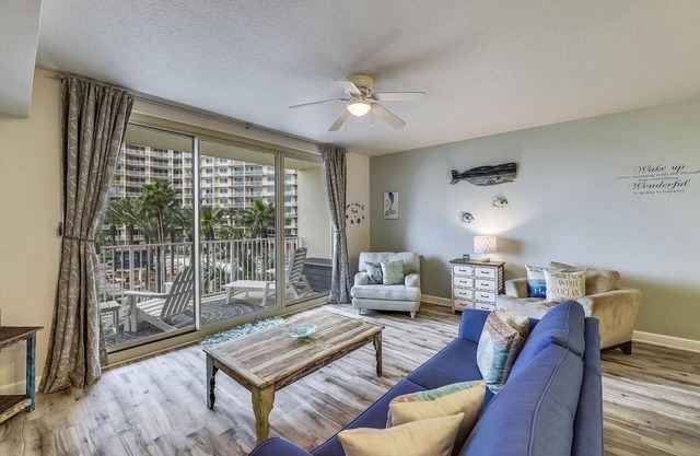 Emerald Tide Retreat 327-Gulf Views-Sleeps 6