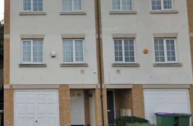 Enbrook Valley House - 3 Bedrooms, Folkestone