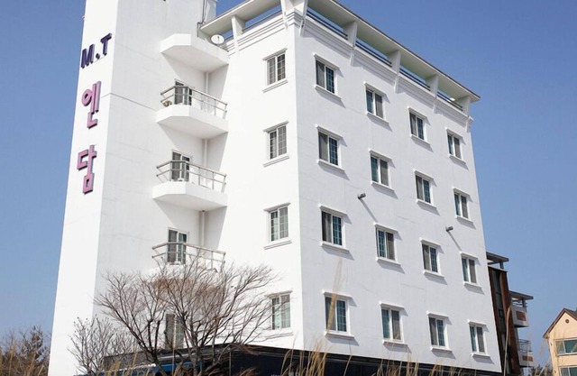 Endam Motel