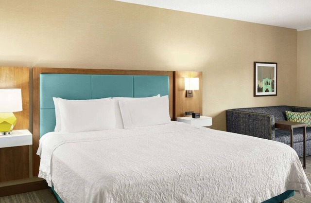 Enjoy a Hassle-Free and Suiting Stay! Pet-Friendly Property, Parking, Breakfast!