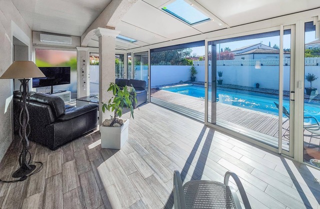 Enjoy a wonderful vacation in this comfortable vacation home with pool.