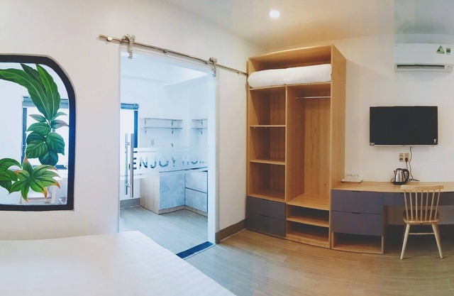 Enjoy Home Hotel & Apartment