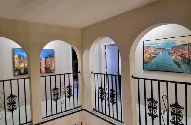Enjoy Las Vegas Views-6BR/Poolnn