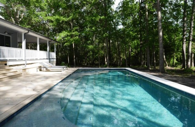 Enjoy the best of fall fun in comfort and style! Relax by the pool, play a round of pickleball, or unwind around the cozy fire pit.