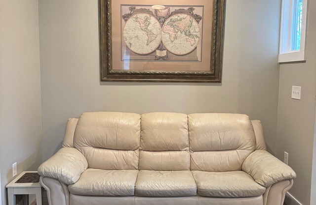 Enjoyable spacious 3-bedroom house in Redmond