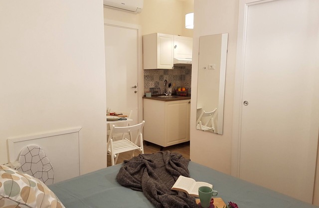 EnjoyBari Apartments - Palazzo Del Lauro # 0