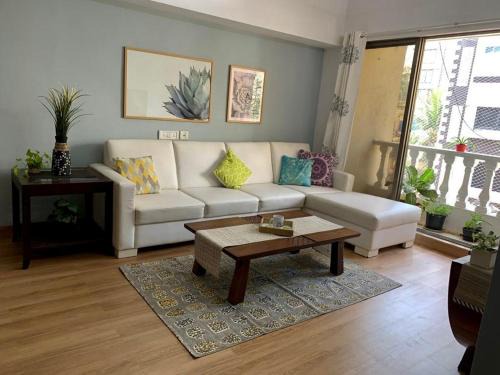 Entire 3 BR apartment with Balconies Bandra