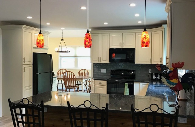 Entire, new, roomy, village beach house close to beach, park, and town center