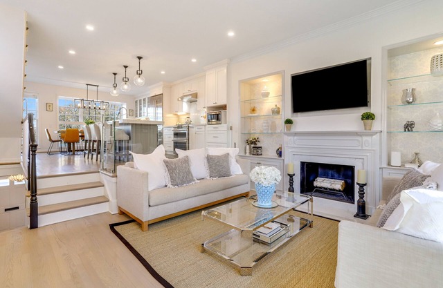 Entire Riverside and Parkside Home in the Heart of Old Town, with Parking!