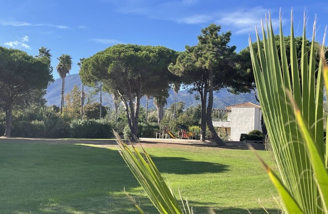 Entre mer et Montagnes ! Appartement Tout Équipé, Accès Direct Plage et Piscines