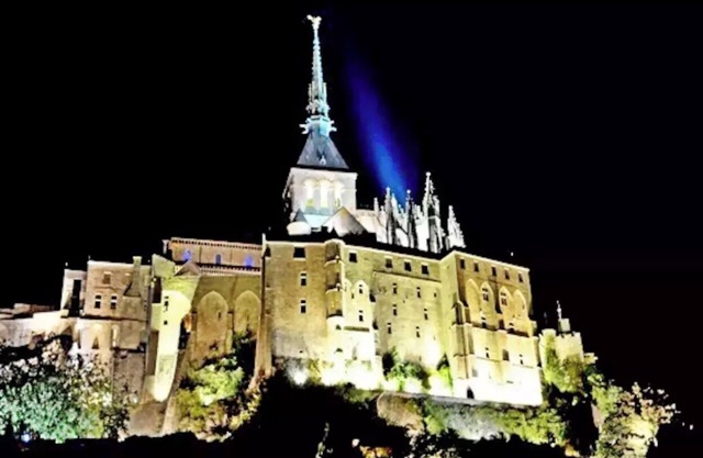 Entre Mont St Michel et Merveille