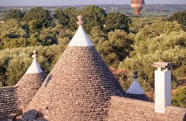 EQUI TRULLO