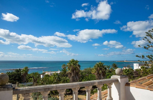 Large Villa located at the foot of the beach (50 meters) with Magnificent Sea Views.