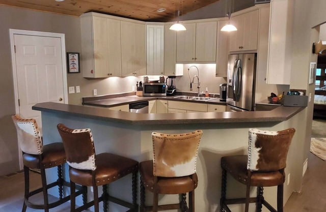 Escape to Tranquility: Cozy 2-Bedroom Cabin in Nisswa, MN