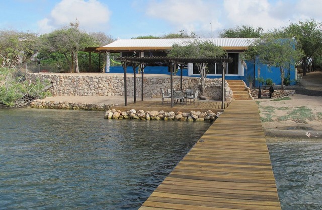 Escape to Villa Hammaka - Enjoy Amazing Waterfront Views!