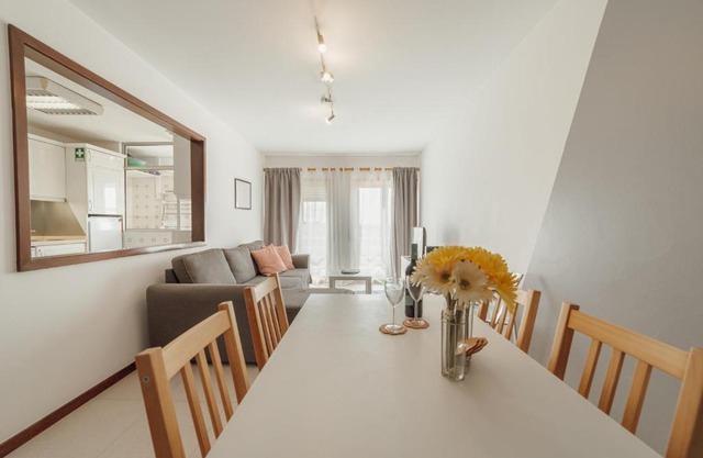 Espinho Modern 3 Bedroom Apartment by Vacationy