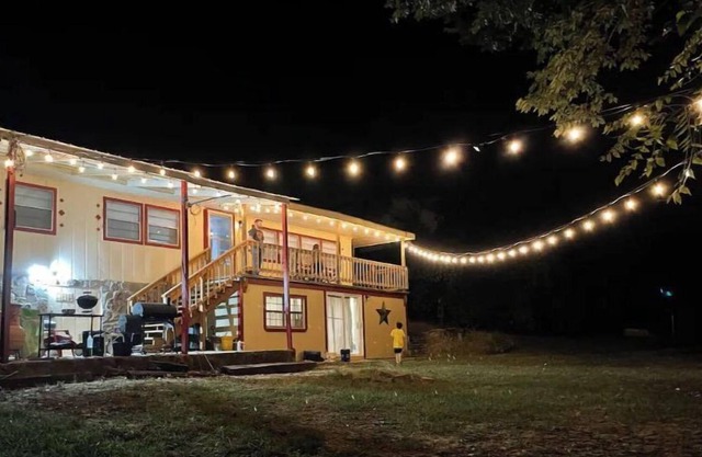 Eufaula Lake - Peaceful Home with a Camper slot