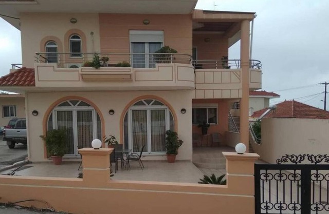 Evaggelia's Private House in Fanes