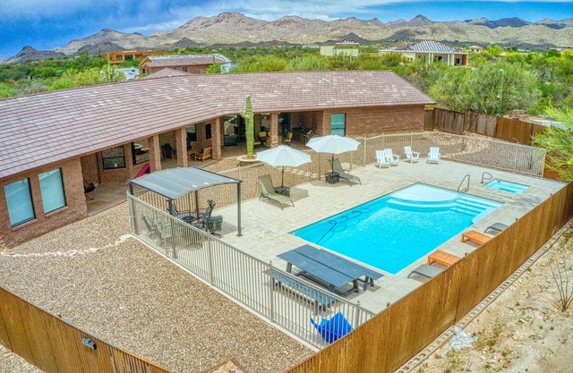 Event Ready Spacious Tucson Villa with Private Pool on 4 Acres and Stunning View