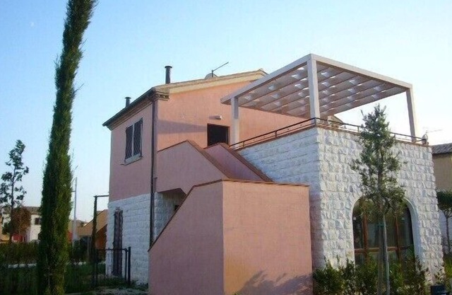 Excellent beach location, airco, pool, privacy, large terrace, Sanification!