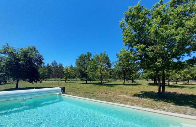 exceptional offer, 2 houses surrounded by nature, swimming pool, spa, sauna, 10 m beaches