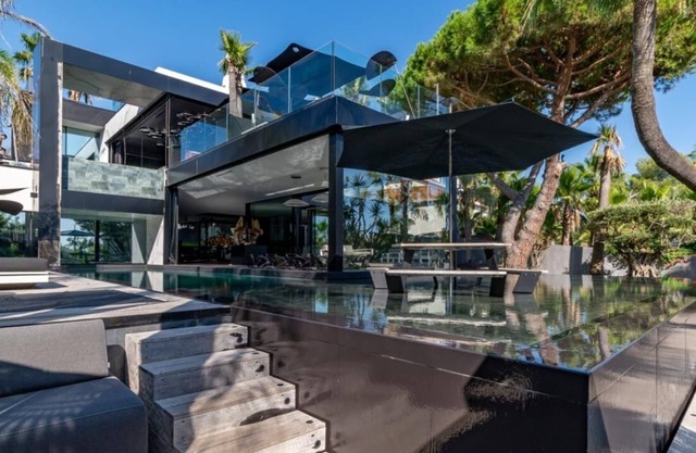 Exceptional villa- Luxury, exoticism and contemporary design✨ ✨